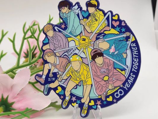 購入 カスタマイズされたバッジを持つ学校や企業における完璧なアクセサリー online manufacture