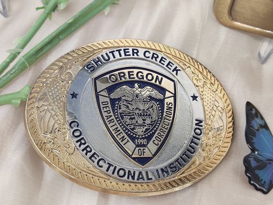 男性用のカスタム亜鉛合金ベルトブックル ロゴ3~3.5インチ