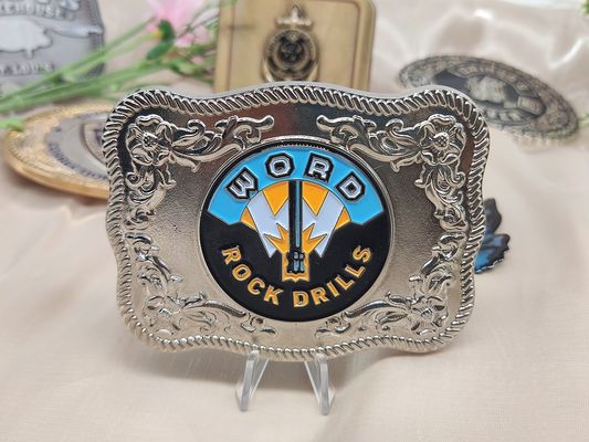 メーカー卸売カスタムメイド亜鉛合金スカルベルトとバックルメタルパンクラインストーンベルトバックル、男性と女性用