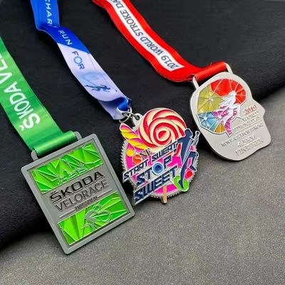 パーソナライズされた 2D 双面の柔らかいエナメル ランニング スポーツ スポーツ イベント リボン メダル メタル